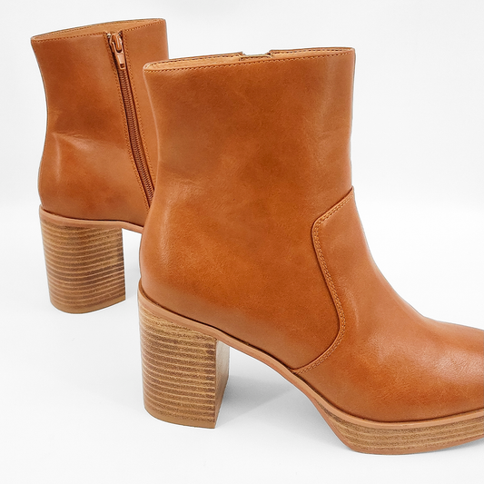 Shu Shop Vernita Ankle Boot in Tan