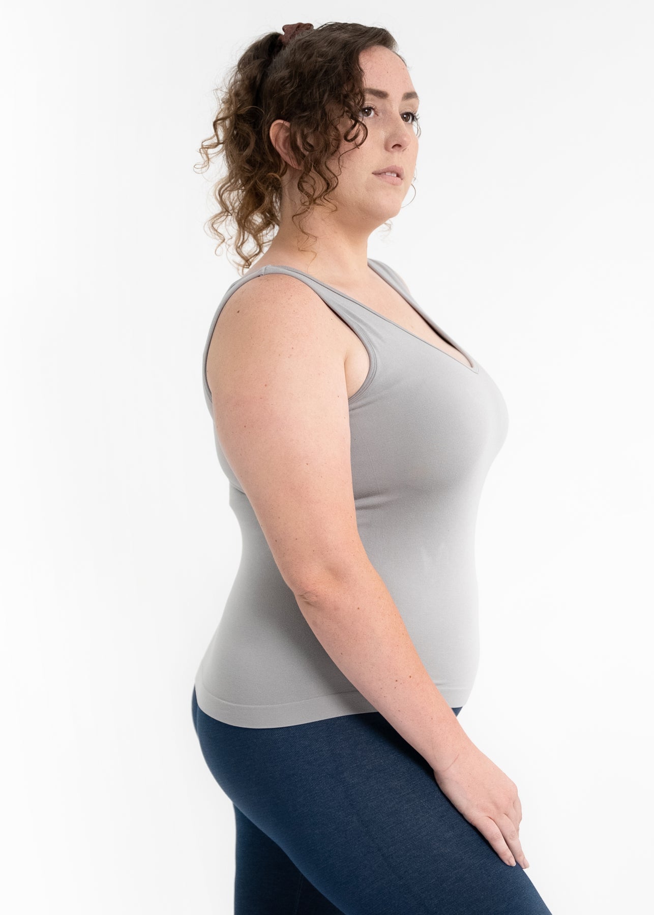 Built in Bra Reversible Tank IN CURVY - Neutral Grey