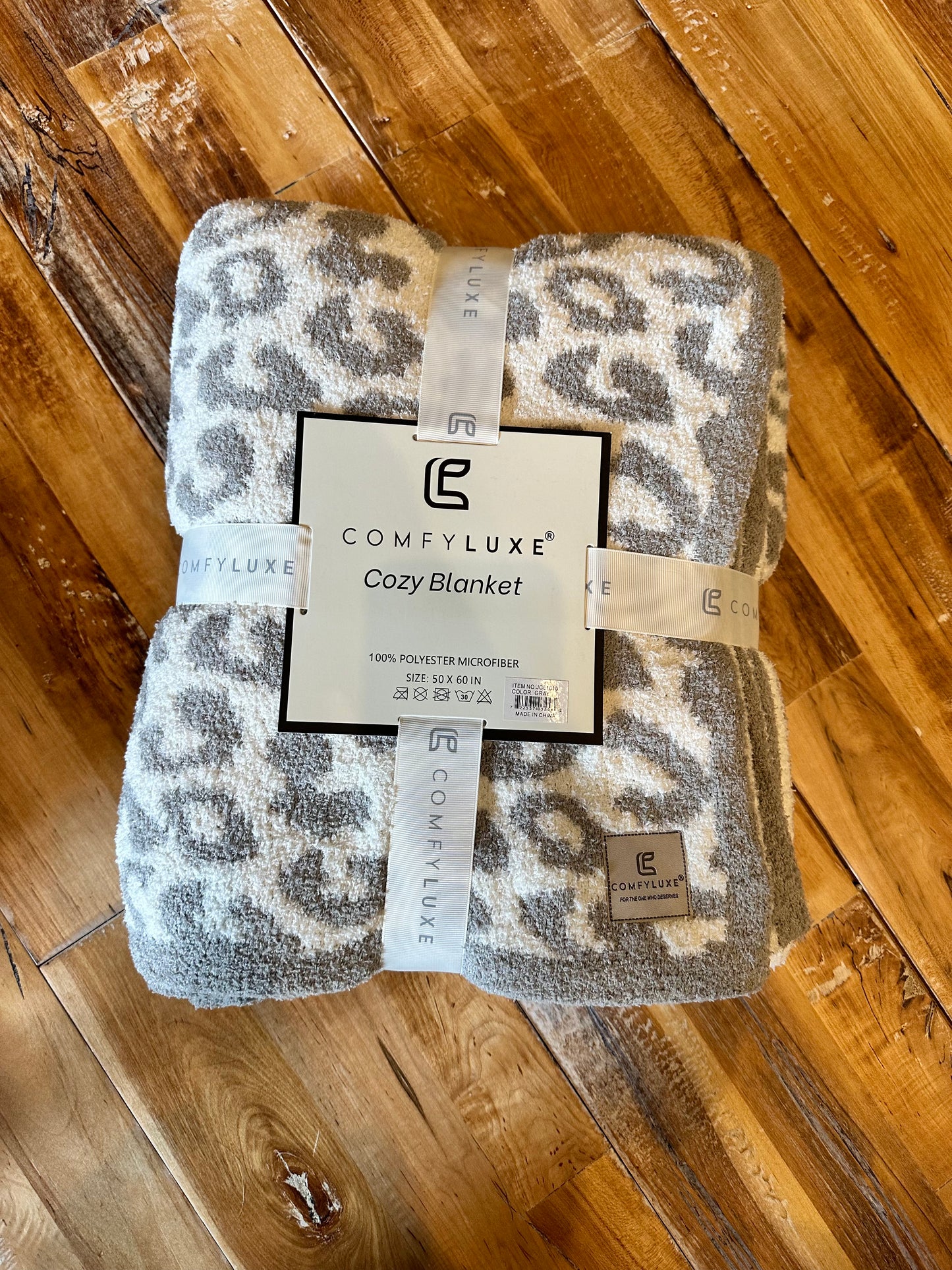 ComfyLuxe Throw Blanket- Gray Cheetah