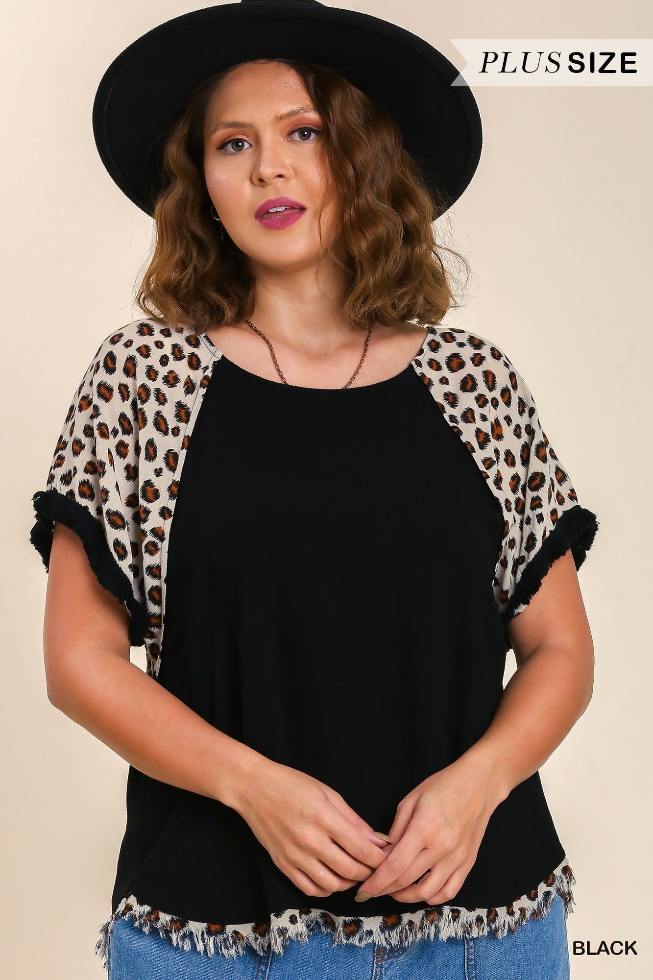 Short Sleeve, High Low Hem-Black/Animal (Plus)